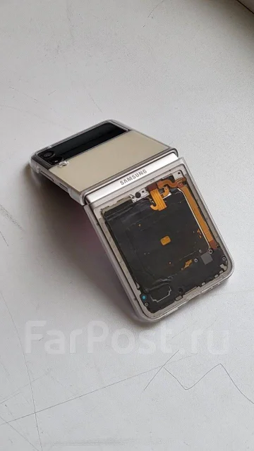 Samsung Galaxy Z Flip3 5G. �/�, 256 ��, �������, �����, 3G, 4G LTE, 5G, NFC ����