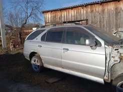 Nissan R'nessa. N30, SR20DE ����