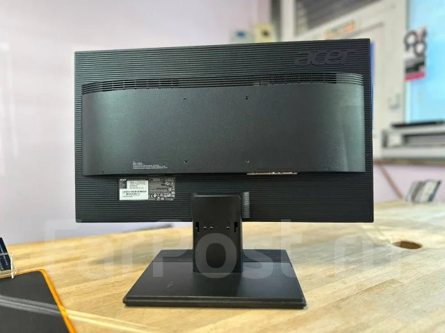 Acer. 23.8", ���������� �� (LCD, LED, QLED) ����