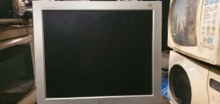 LG. 17", ���������� �� (LCD, LED, QLED) ����
