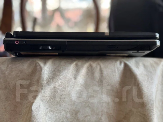 Fujitsu Siemens. WiFi: 1, Bluetooth: 1 ����