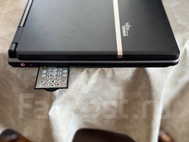 Fujitsu Siemens. WiFi: 1, Bluetooth: 1 ����