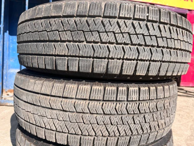 Bridgestone Blizzak Revo2. ������, ��� �����, 2022 ���, �/�, ����� �� 5 % ����