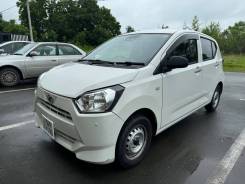 Daihatsu Mira e:S.   