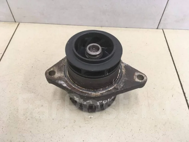 ����� ������� (�����) VW Pointer/Golf BR 2004-2009 030121008D ����