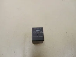 ���� Mitsubishi ASX 2010-2016 MR301978 ����