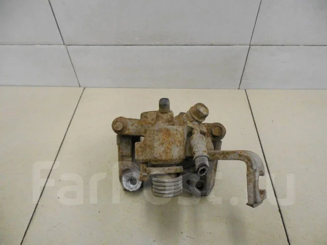������� ������ ����� Suzuki Swift 2004-2010 5540280J01999 ����