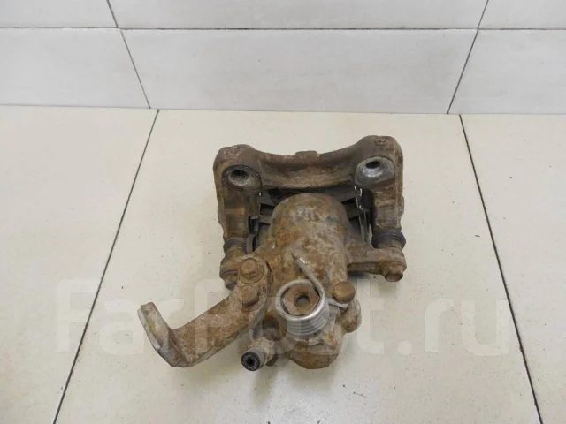 ������� ������ ����� Suzuki Swift 2004-2010 5540280J01999 ����
