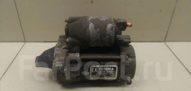 ������� Toyota Yaris 2005-2011 281000J031 ����
