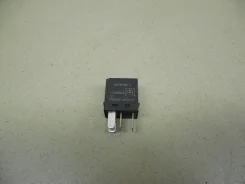 ���� Mitsubishi Carisma (DA) 1999-2003 MB953382 ����