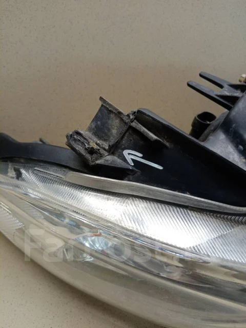 ���� ����� Toyota Corolla E15 2006-2013 8117012A60 ����