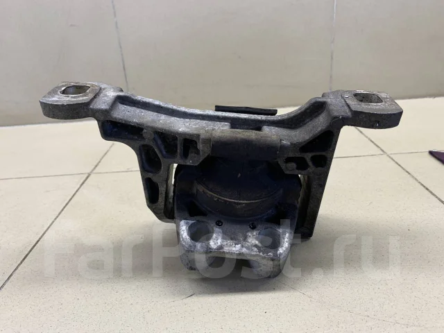 ����� ��������� FORD Focus II 2005-2008 1811940 ����