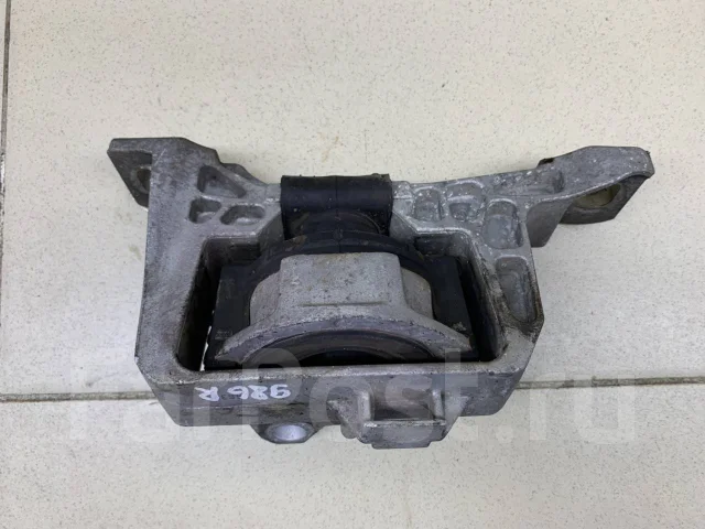 ����� ��������� FORD Focus II 2005-2008 1811940 ����