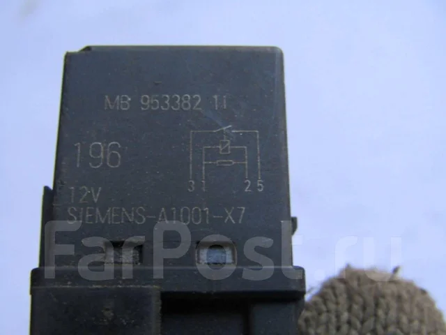 ���� Mitsubishi Carisma (DA) 1999-2003 MB953382 ����