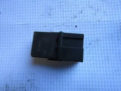 ���� Mitsubishi Carisma (DA) 1999-2003 MB953382 ����