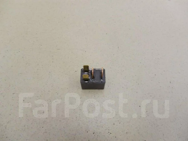 ���� Mitsubishi Lancer (CS/Classic) 2003-2006 MR588567 ����