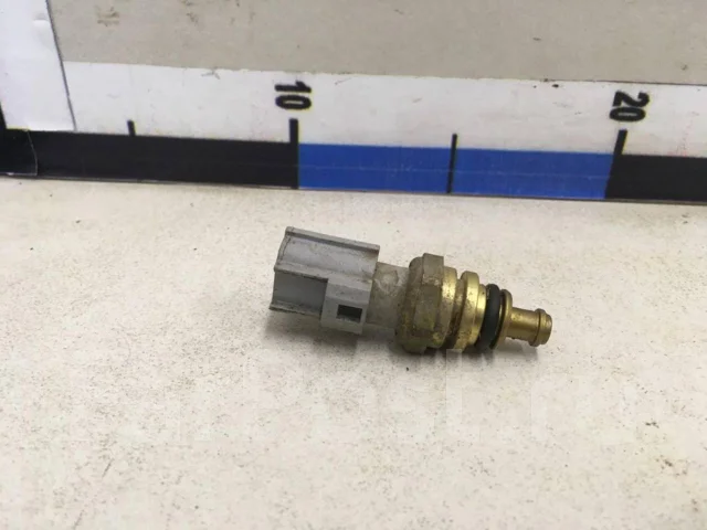 ������ ����������� FORD Focus II 2005-2008 1803883 ����