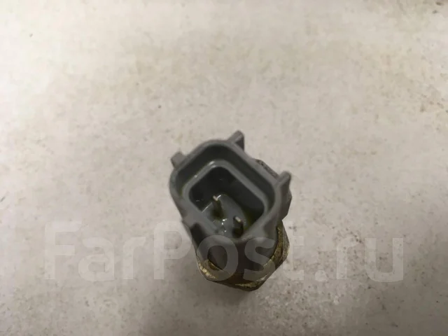 ������ ����������� FORD Focus II 2005-2008 1803883 ����