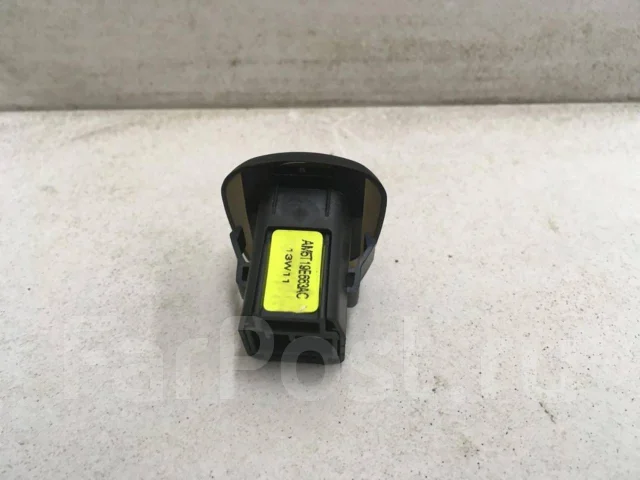 ������ FORD Focus III 2011 AM5T19E663AC ����