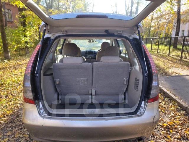 Mitsubishi Grandis. �������, ��������, 2.4 (165��.�.), ������, 277 712����. �� ����