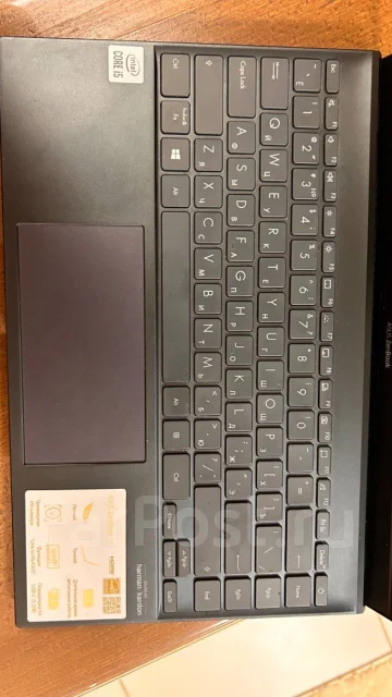 Asus ZenBook. 14", 1,2����, ��� 8 ��, ���� 233���, WiFi: 1, Bluetooth: 1, ����������� �� 6��. ����