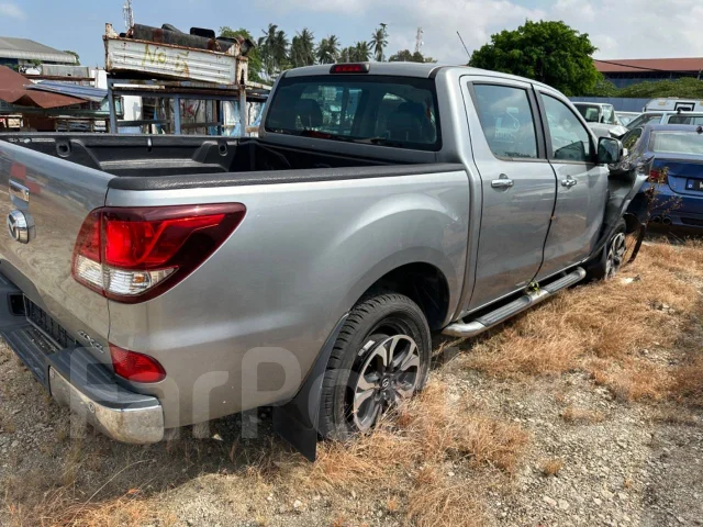Mazda BT-50. P5AT ����