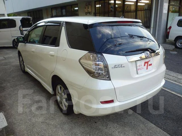 Honda Fit Shuttle. ��������, ��������, 1.5 (120��.�.), ������, 17 000����. ��, �/�. ��� ����� �� ������������ ����