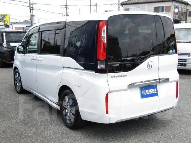 Honda Stepwgn. ��������, ��������, 1.5 (150��.�.), ������, 18 000����. ��, �/�. ��� ����� �� ������������ ����