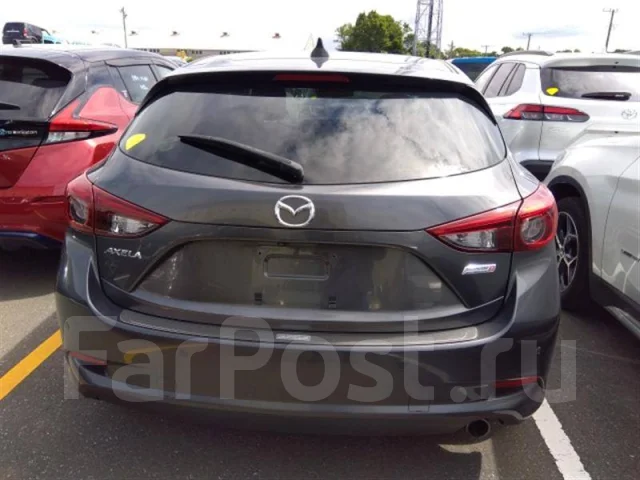 Mazda Axela. BMLFS, S5 ����