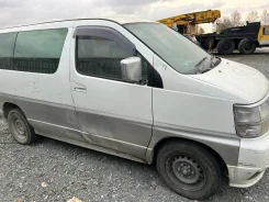 Nissan Elgrand. �������, 4wd, 3.2 (150��.�.), ������ ����