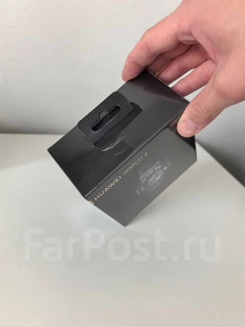 Huawei Watch 4. GPS, NFC, SIM-�����, IP68 ����