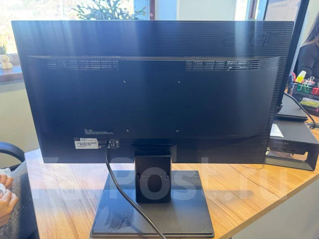 Acer. 21.5", ���������� �� (LCD, LED, QLED) ����