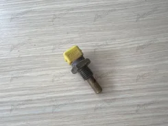������ ����������� (����������� ��������) Nissan Prairie M11 1988-1998 [22630V5010] 22630V5010 ����