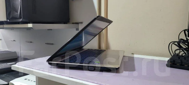 Asus X540. 15.6", ��� 6 ��, ���� 256���, WiFi: 1, ����������� �� 4��. ����