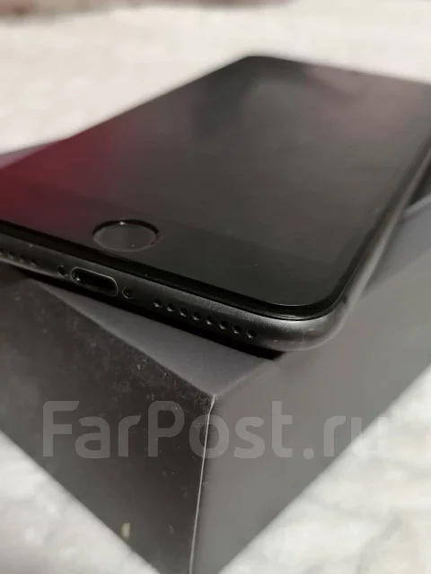Apple iPhone 8 Plus. �/�, 64 ��, ������ ����