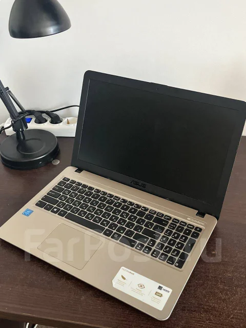 Asus VivoBook Max. 15.6", 1,1����, ��� 4 ��, ���� 500���, WiFi: 1 ����
