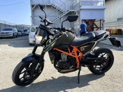 KTM 690 Duke