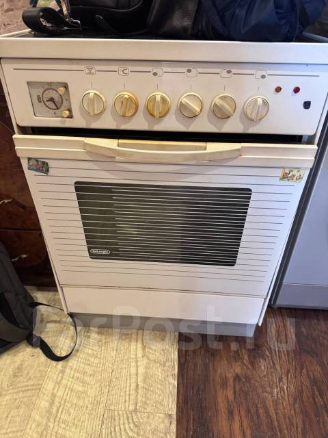 Электропечь с духовкой Delonghi, б/у, в наличии. Цена: 3 000₽ во ...