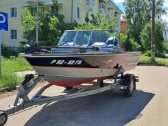 Tracker. 2008 ���, ����� 5��., ��������� ���������, 80��.�., ������ ����