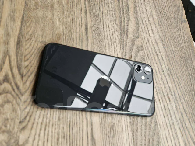 Apple iPhone 11. �/�, 64 ��, ������, 3G, 4G LTE ����