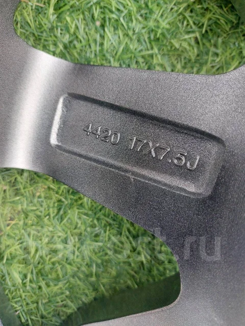 Hot Stuff Mad Cross XD-7. 7.5x17", 6x139.7, ET28, �� 110���. ����