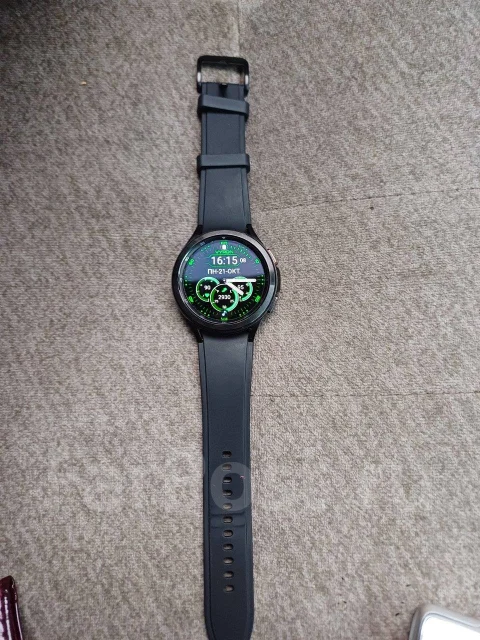 Samsung Galaxy Watch4 Classic. GPS, NFC ����
