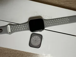 Apple Watch Series 8 ����