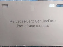 ������ ����� �������� ����� Mercedes-Benz GLE GLS A1677250500 ����
