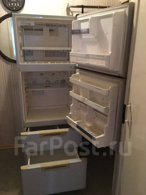 Продам холодильник японский, б/у, в наличии. Цена: 10 000₽ во Владивостоке