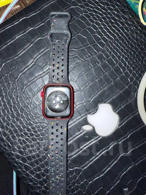 Apple Watch Series 7. NFC, IP67, IP68 ����