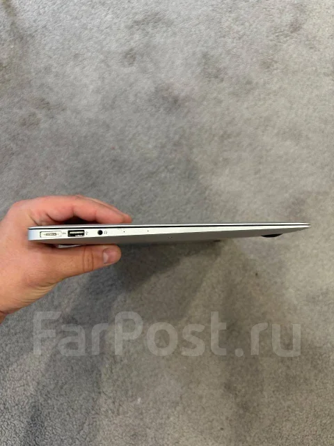 Apple MacBook Air 13 2014 Early. 13.3", ��� 4 ��, ���� 256���, WiFi: 1, Bluetooth: 1 ����