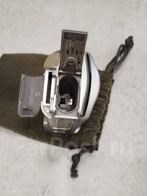 Olympus. 4 - 4.9 ��, ���: 3� ����