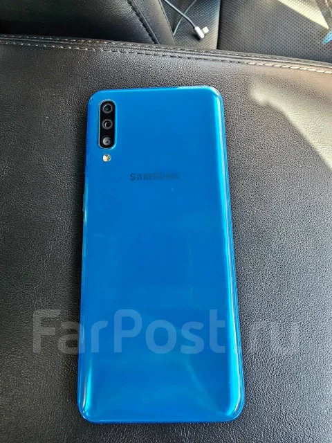 Samsung Galaxy A50. �/�, 64 ��, �����, 4G LTE, Dual-SIM ����
