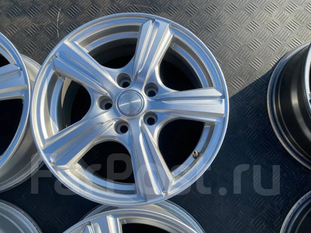 Violento. 6.5x16", 5x114.3, ET38, �� 60,1���. ����
